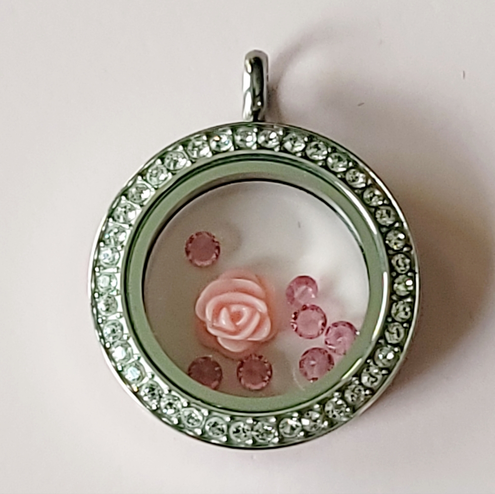 Origami Owl Medium Twist Locket